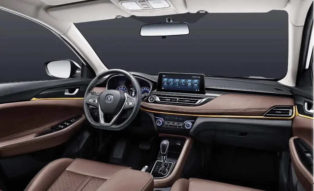 بهمن-اینوی-۴