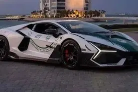 خودروی دست ساز ایرانی ماشین پلیس دبی شد!