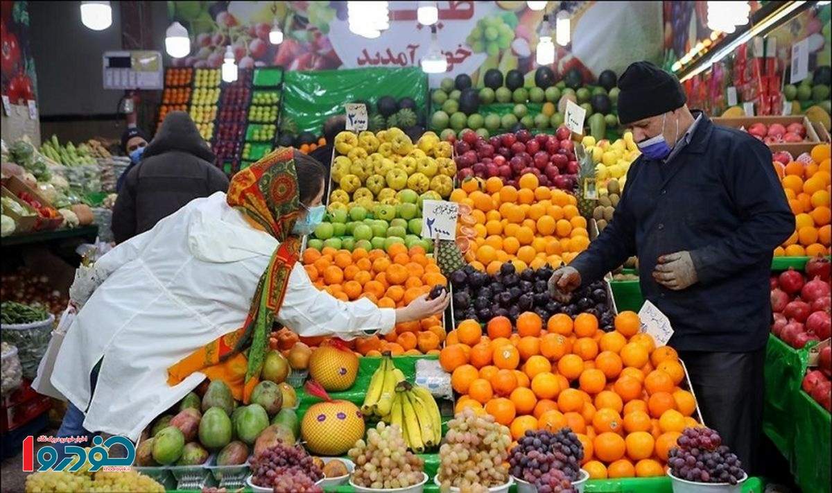 قیمت جدید هلو، موز و گوجه سبز در بازار اعلام شد - ۸ تیر ۱۴۰۴