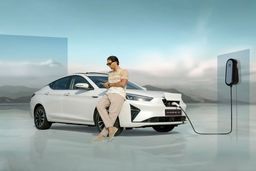 فروش یک خودرو کرمان موتور از فردا - ۶ خرداد ۱۴۰۴
