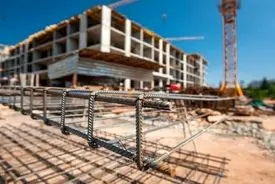 وام مسکن در تهران فقط برای ۱۰ متر خانه جواب می‌دهد/ وام ۱ میلیاردی زوجین در تهران با سود ۲۲.۵ درصد 