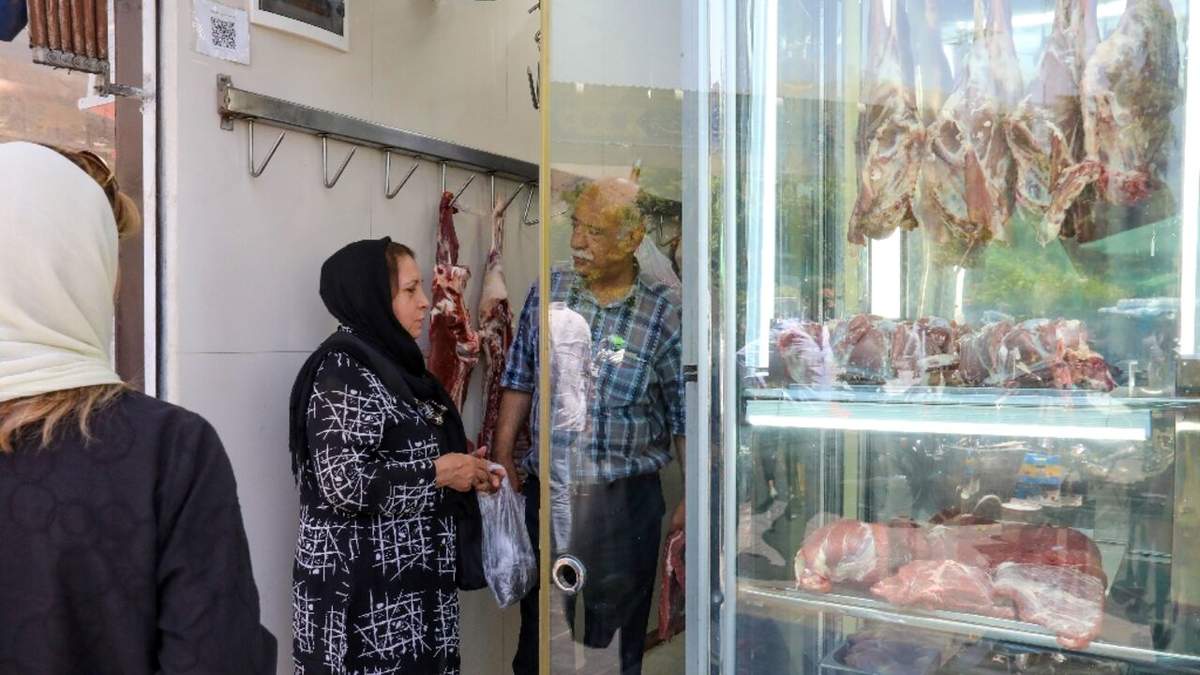 گوشت با قیمت جدید به بازار رسید - ۲۲ اردیبهشت ۱۴۰۴