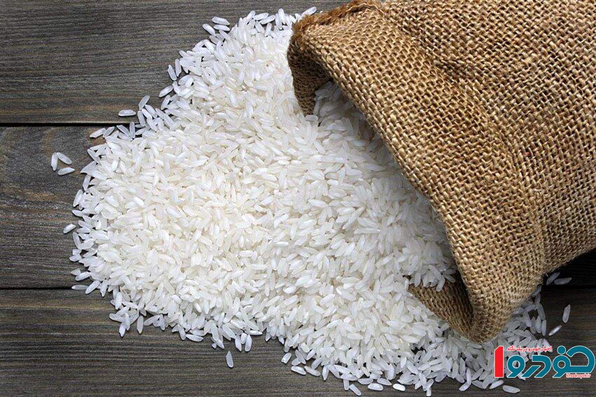 عجیب اما واقعی / صف خرید برنج به این کشور رسید