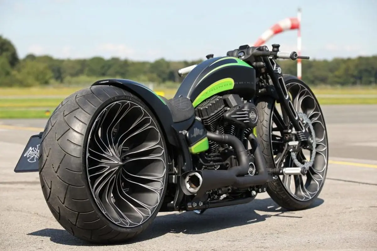 علت استفاده موتورسیکلتها از لاستیکهای پهن