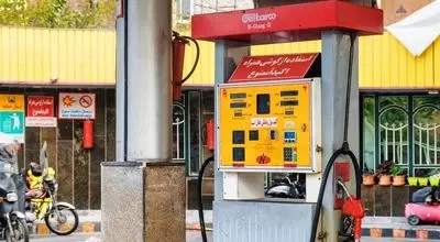 این عکس از پمپ بنزین در ایران حسابی وایرال شد - آبان ۱۴۰۴