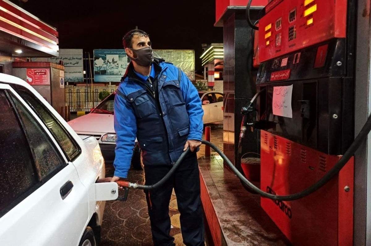 خبر فوری درباره انتقال سهمیه بنزین به کارت بانکی / تکلیف روشن شد