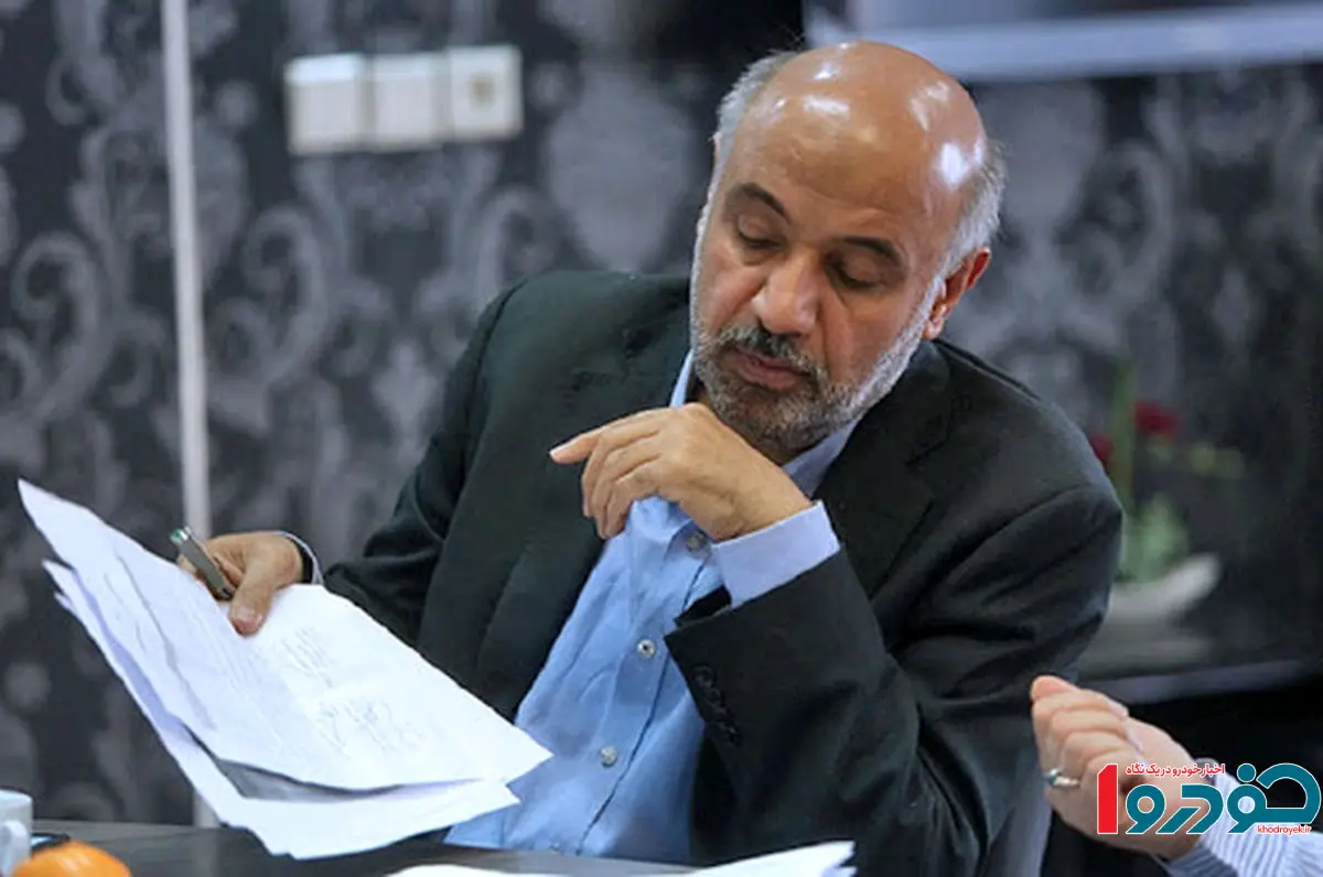 انتقاد وزیر کار از بازنشستگی در سن پایین