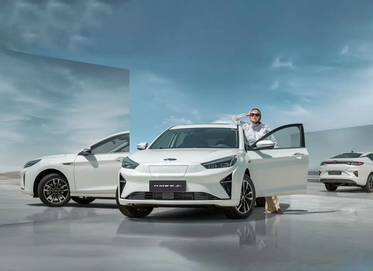 فروش یک خودرو کرمان موتور از فردا صبح - ۱۸ تیر ۱۴۰۴