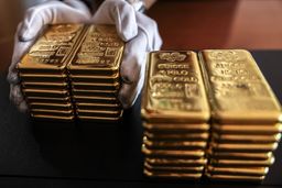 سقوط قیمت طلا ادامه دارد - ۲۰ خرداد
